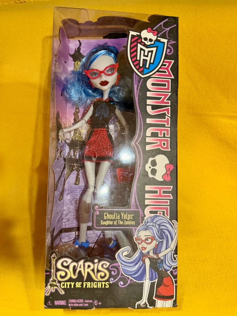 MONSTER HIGH - 2012 SCARIS City of Frights GHOULIA YELPS - NIB